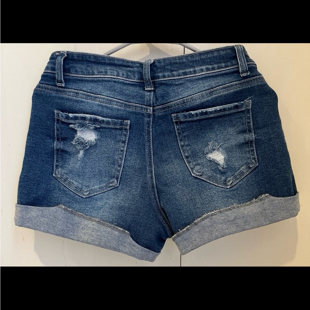Shorts - Picture 2 of 2